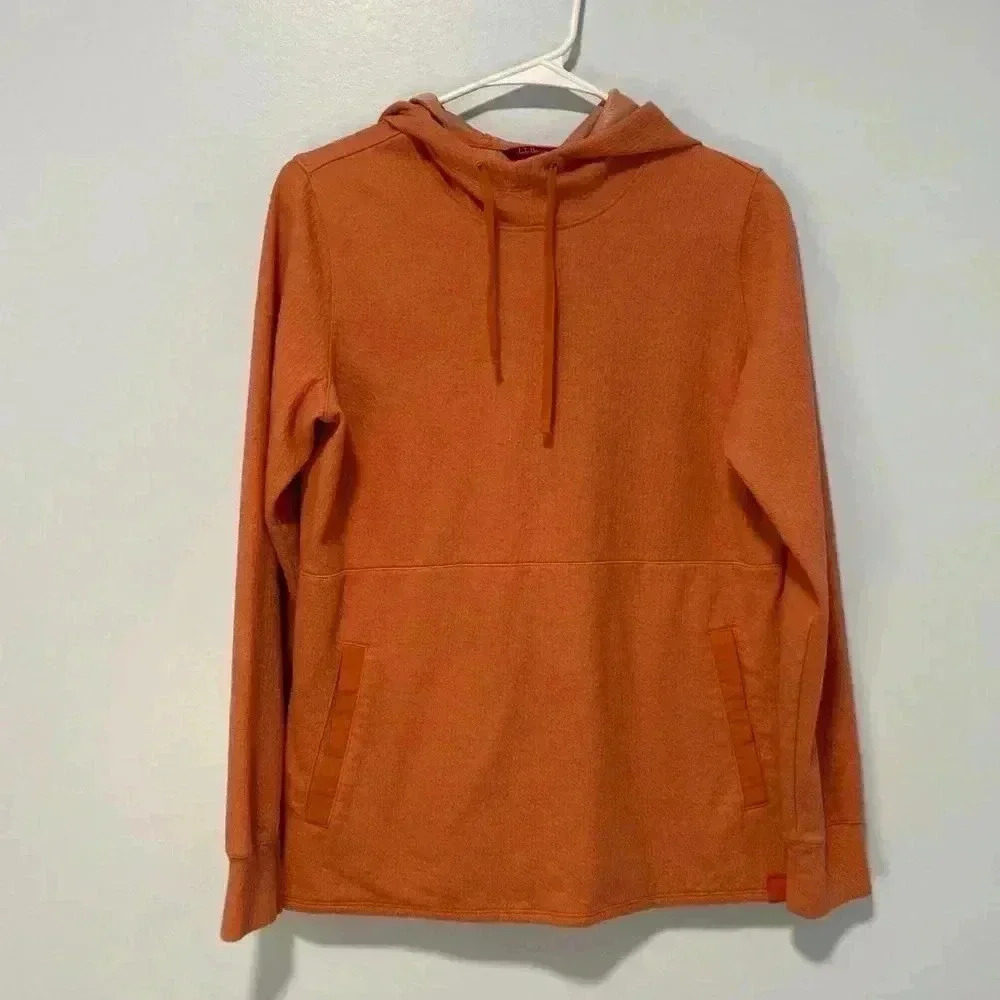 L.L. Bean Women’s Pullover Hoodie Kangaroo Pocket Coral Color‎ Size XS